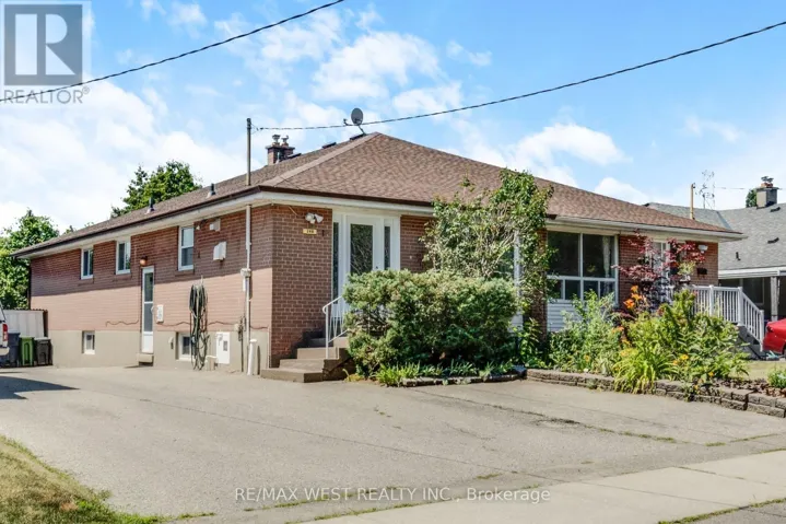 246 VEROBEACH BOULEVARD, Toronto (Humbermede), Ontario M9M1R6