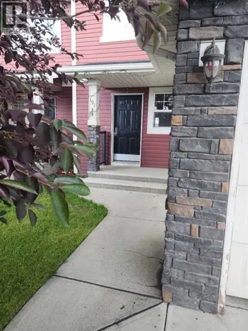 191 Cranberry Green SE, Calgary, Alberta T3M1L3