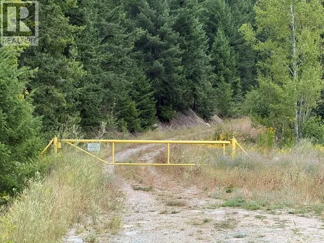 2881 Southern Yellowhead +/- 137.69 Acres Highway, Vavenby, British Columbia V0E3A0