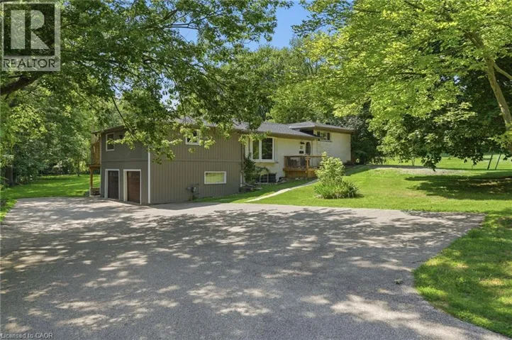 22 ROSEBOUGH Street, Dundas, Ontario L9H5C5