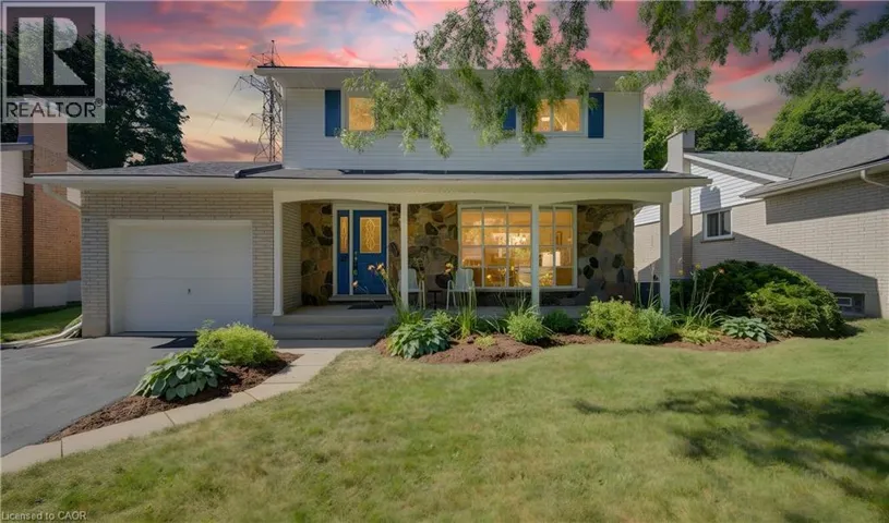 26 PENROSE Avenue, Kitchener, Ontario N2A1E8