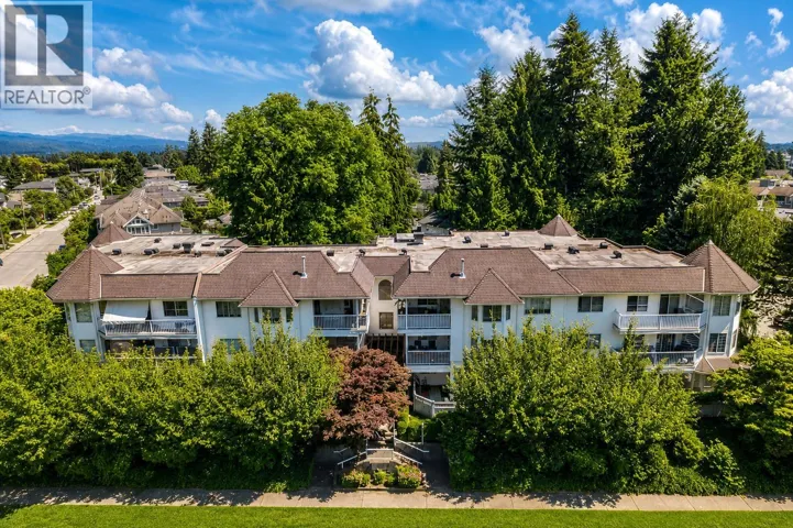 301 3088 FLINT STREET, Port Coquitlam, British Columbia V3B4H5