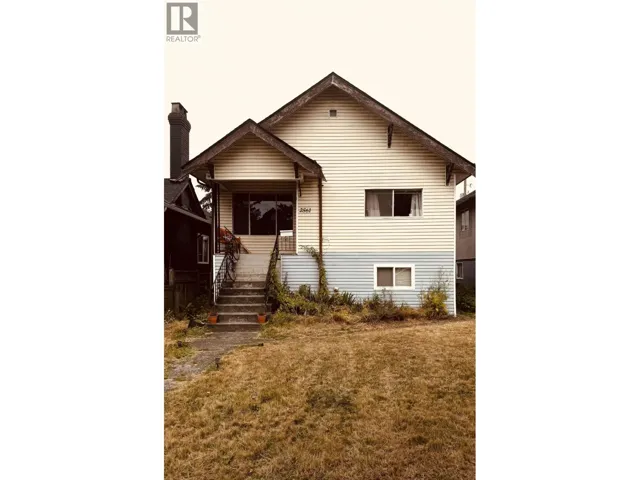 2561 MCGILL STREET, Vancouver, British Columbia V5K1G9