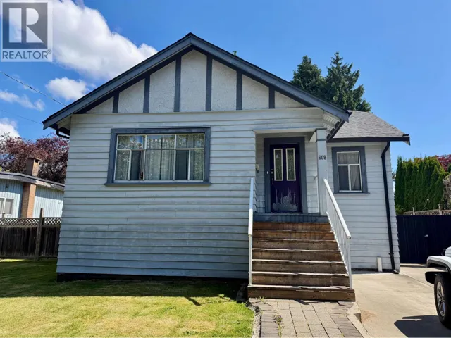 609 FOURTH STREET, New Westminster, British Columbia V3L2V8