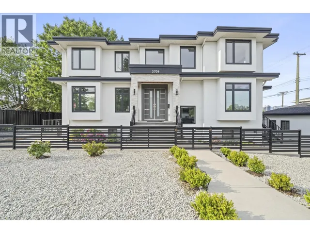 3709 AVONDALE STREET, Burnaby, British Columbia V5G1N8