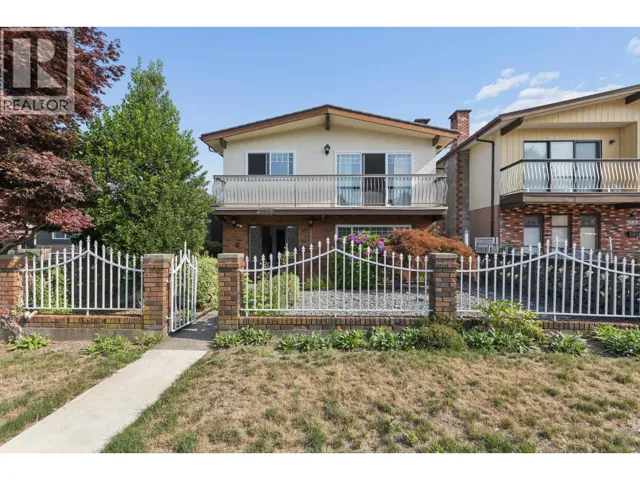 4729 FRANCES STREET, Burnaby, British Columbia V5C2S1