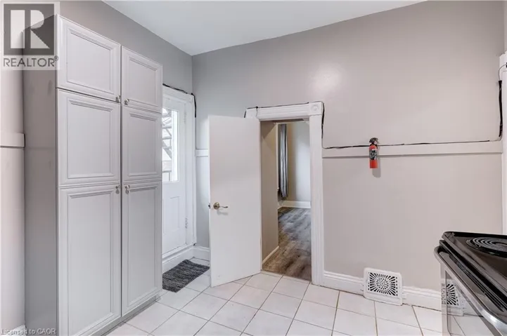 285 HESS Street S Unit# 2, Hamilton, Ontario L8P3P6