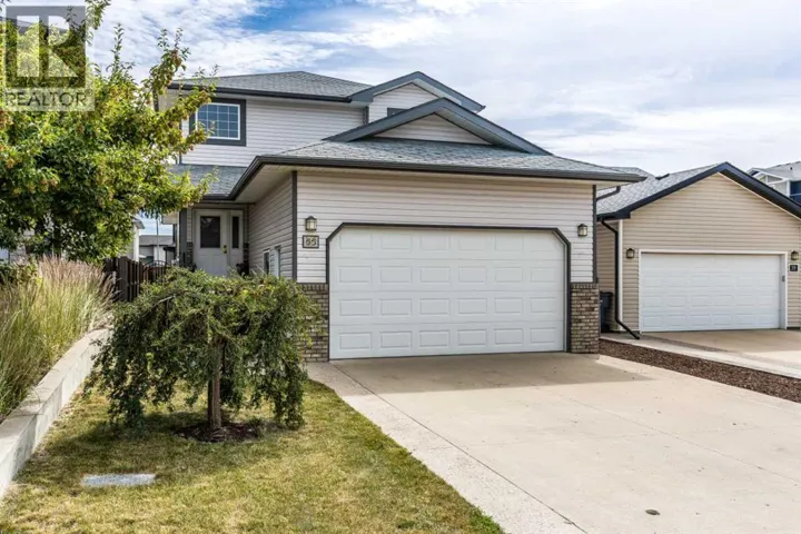 55 Vista Close SE, Medicine Hat, Alberta T1B0A9