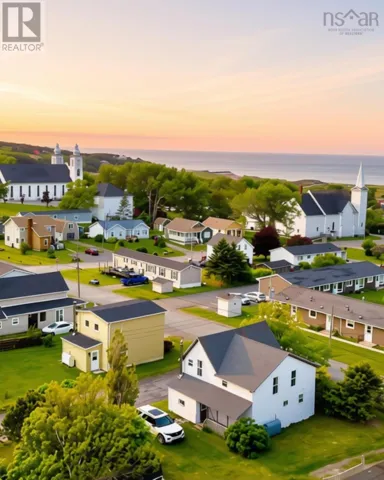16 Forest Street, Inverness, Nova Scotia B0E1N0