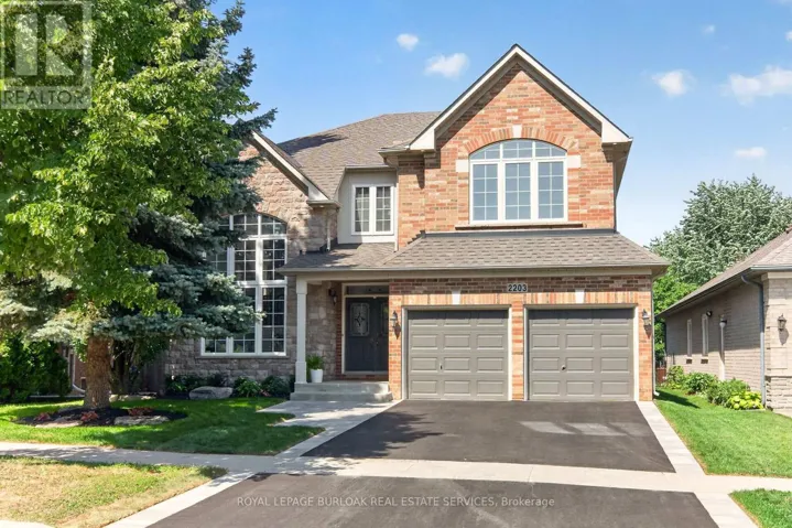 2203 TURNBERRY ROAD, Burlington (Rose), Ontario L7M4P9