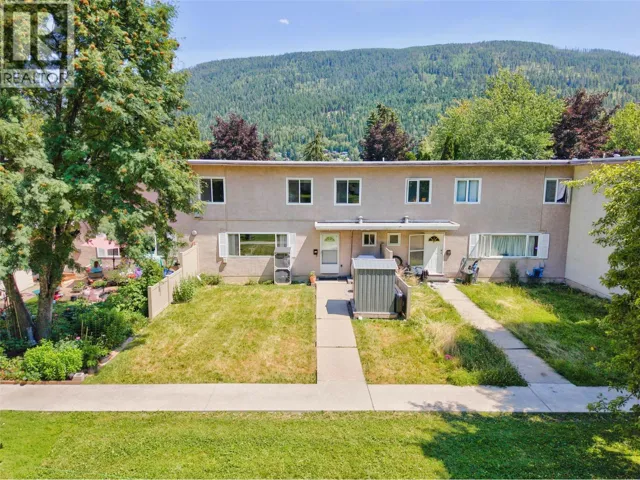 429 RICHARDS W Street, Nelson, British Columbia V1L3K2