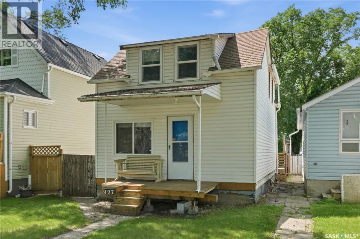 927 4th AVENUE N, Saskatoon, Saskatchewan S7K2N5