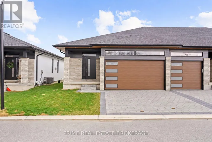 70 - 13 COASTAL CRESCENT, Lambton Shores (Grand Bend), Ontario N0M1T0
