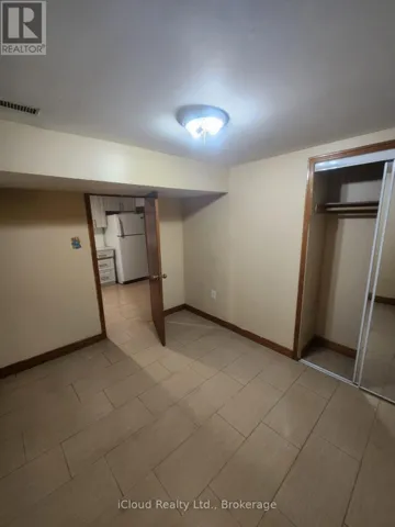 2631 ROBLO ROAD, Mississauga (Erin Mills), Ontario L5L1V8
