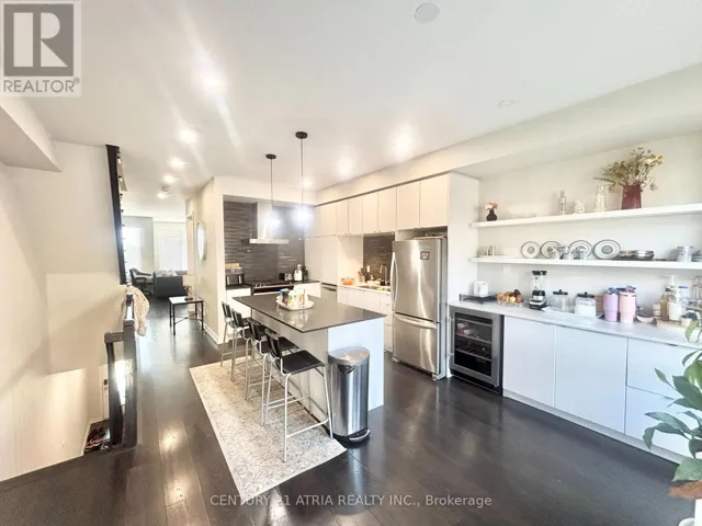 193 SABINA DRIVE, Oakville (GO Glenorchy), Ontario L6H0L4