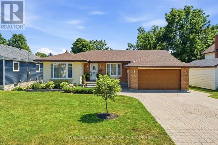 11 ADDISON STREET, Brighton, Ontario K0K1H0