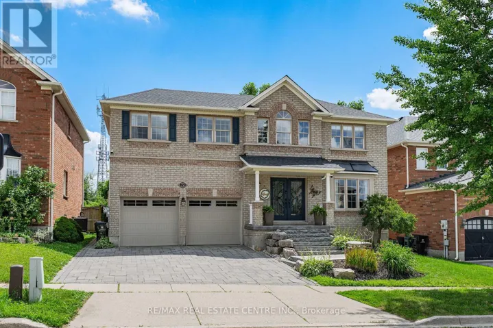 72 SWIFT CRESCENT, Cambridge, Ontario N1P1J9