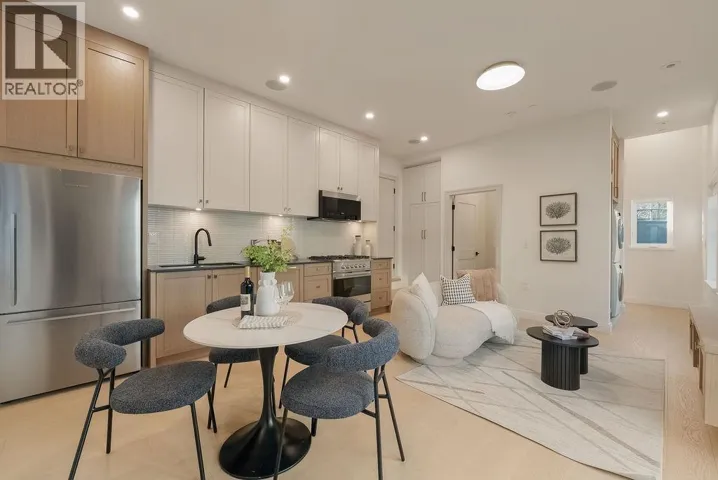 2544 GRANT STREET, Vancouver, British Columbia V5K3G7