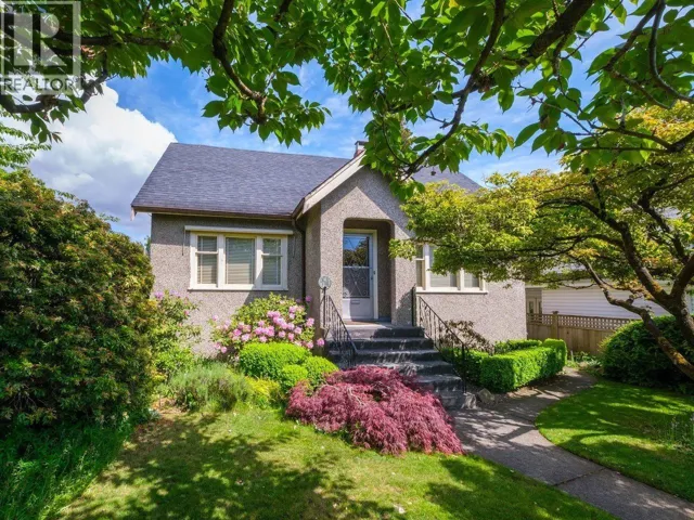 8510 MONTCALM STREET, Vancouver, British Columbia V6P4P7