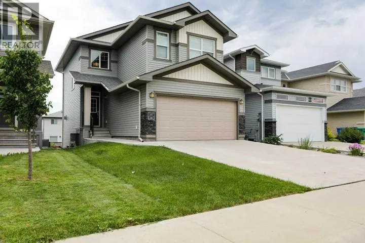 567 Moonlight Lane W, Lethbridge, Alberta T1J5M1