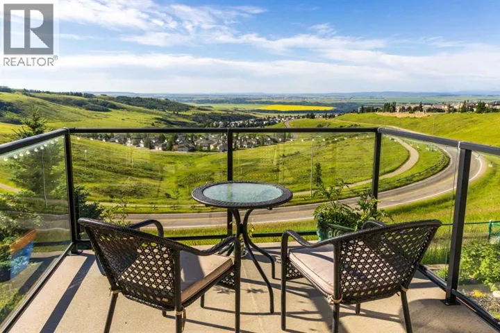 39 Glenvista Place, Cochrane, Alberta T4C2K2