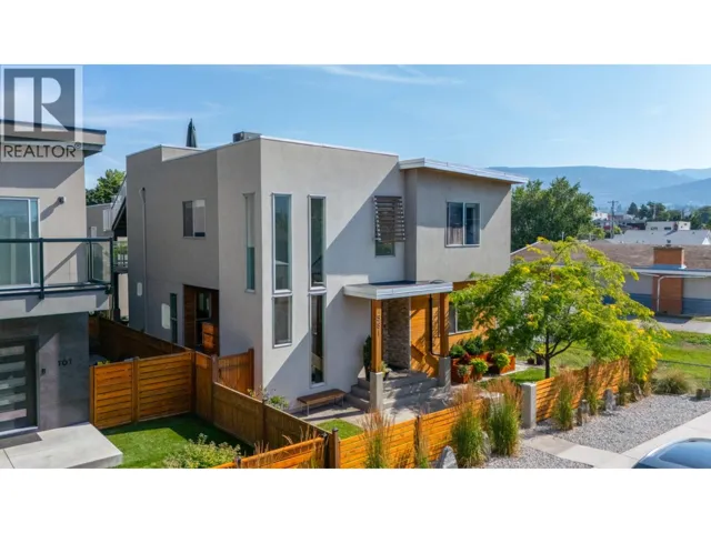 581 Churchill Avenue, Penticton, British Columbia V2A1E2