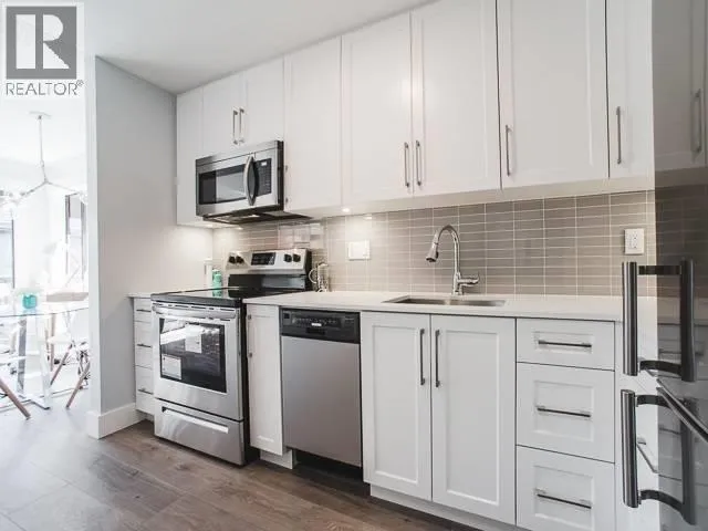 3XX 2920 ASH STREET, Vancouver, British Columbia V5Z4A6