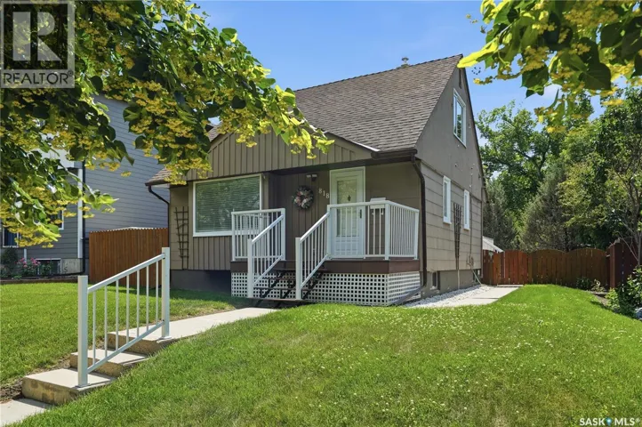 818 5th STREET E, Saskatoon, Saskatchewan S7H1G9