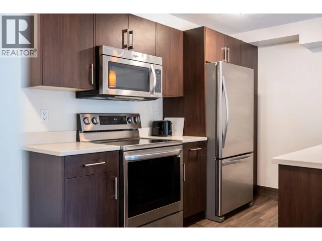 1211 Victoria Road W Unit# 203, Revelstoke, British Columbia V0E2S0