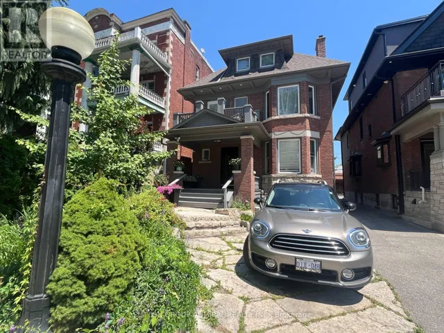 MAIN - 335 PALMERSTON BOULEVARD, Toronto (Palmerston-Little Italy), Ontario M6G2N5