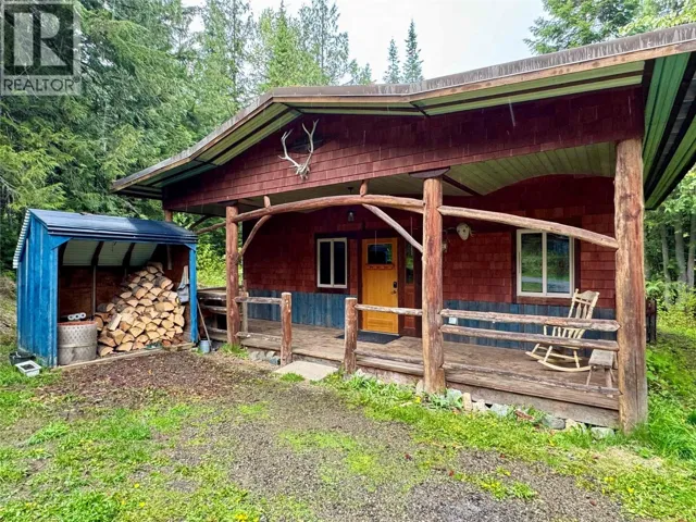 6610 6 Highway, Ymir, British Columbia V0G2K0