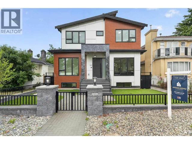 5835 CLARENDON STREET, Vancouver, British Columbia V5R3K4