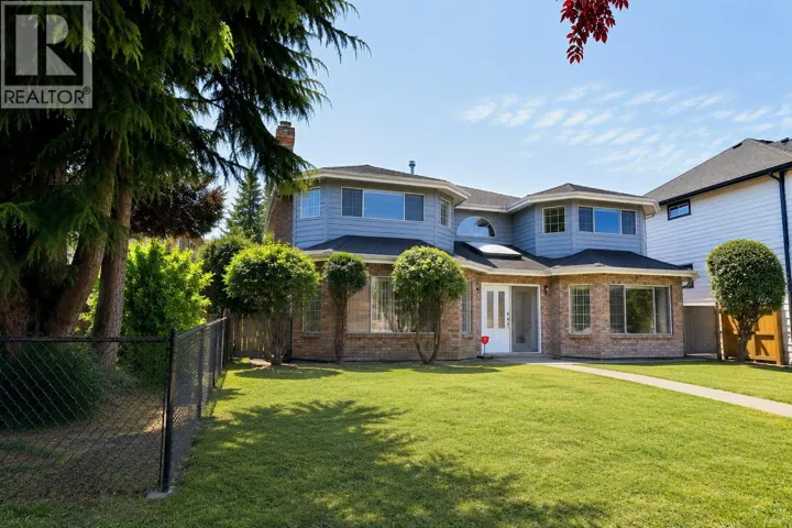 2718 OLIVER CRESCENT, Vancouver, British Columbia V6L1S9