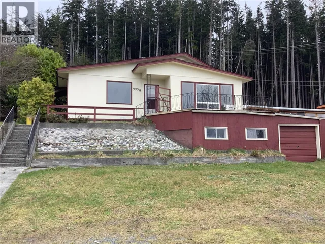 395 2nd St, Sointula, British Columbia V0N3E0