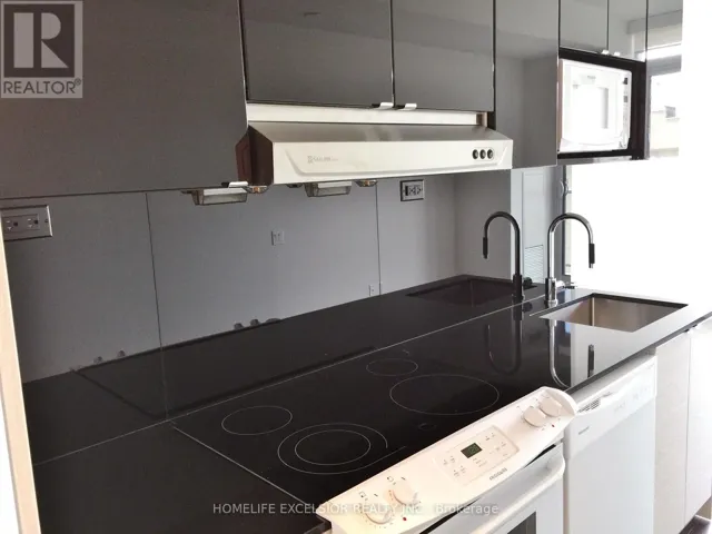 216 - 72 ESTHER SHINER BOULEVARD, Toronto (Bayview Village), Ontario M2K0C4