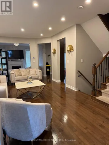 29 AIKENHEAD AVENUE, Richmond Hill (Westbrook), Ontario L4S0A8