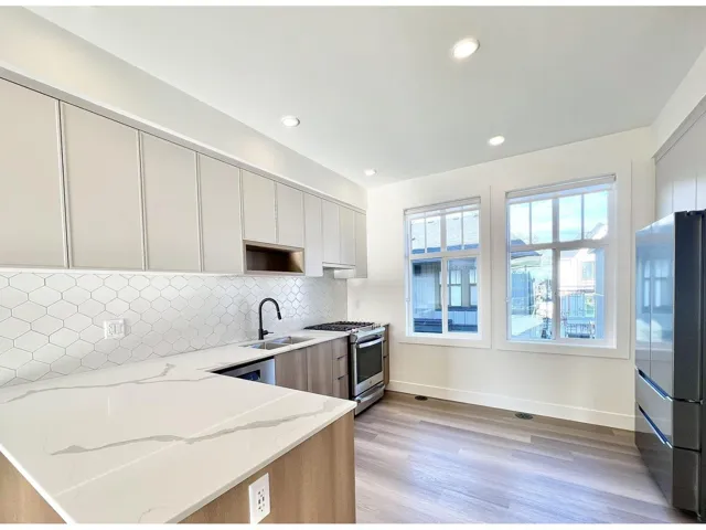 89 2350 165 STREET, Surrey, British Columbia V3Z1J9