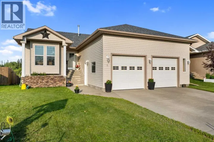 6 Park Circle, Whitecourt, Alberta T7S1H9
