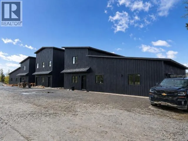 10-1702 CENTENNIAL STREET, Whitehorse, Yukon Y1A0Z4