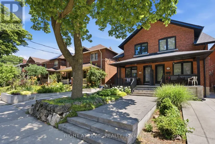 7 HECTOR AVENUE, Toronto (Wychwood), Ontario M6G3G2
