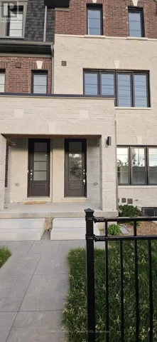 5911 SAIGON STREET, Mississauga (East Credit), Ontario L5V0E9