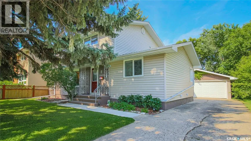 2902 Lacon STREET, Regina, Saskatchewan S4N2A8
