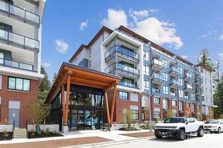 3528 146A STREET, Surrey, British Columbia V4P1B2