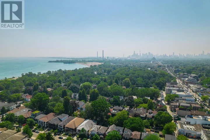210 - 101 HAMMERSMITH AVENUE, Toronto (The Beaches), Ontario M4E2W3