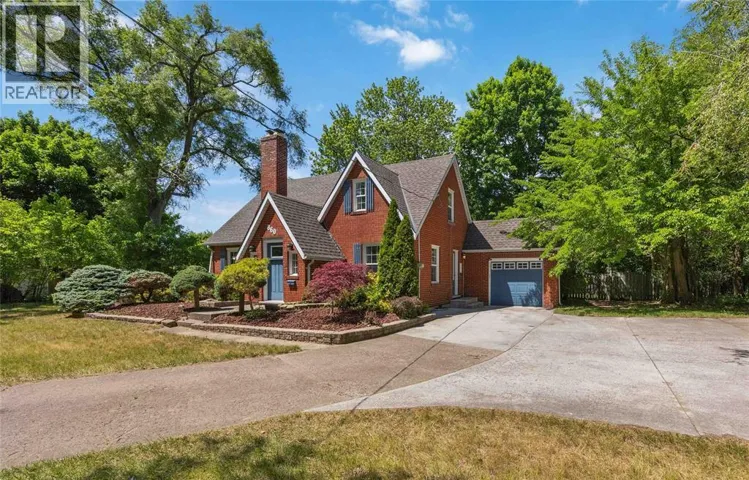 860 LONDON ROAD, Sarnia, Ontario N7T4Y2