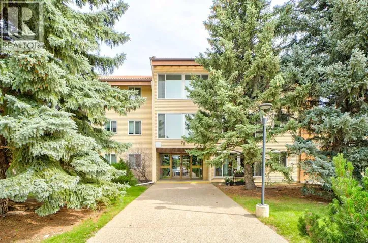 209, 75 Temple Boulevard W, Lethbridge, Alberta T1K5M2