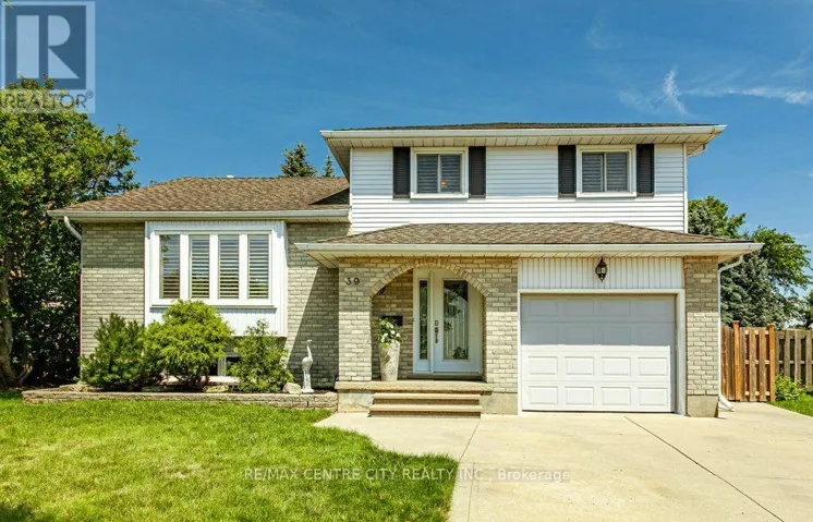 39 BONNYBANK COURT, Kitchener, Ontario N2E3B9