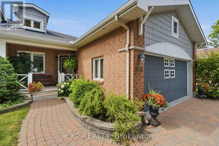 805 HOT SPRINGS WAY, Ottawa, Ontario K1V1R9