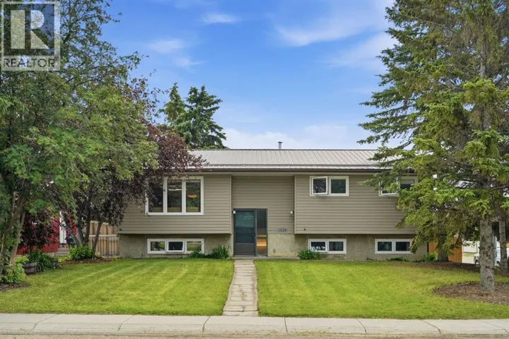 1239 Idaho Street, Carstairs, Alberta T0M0N0