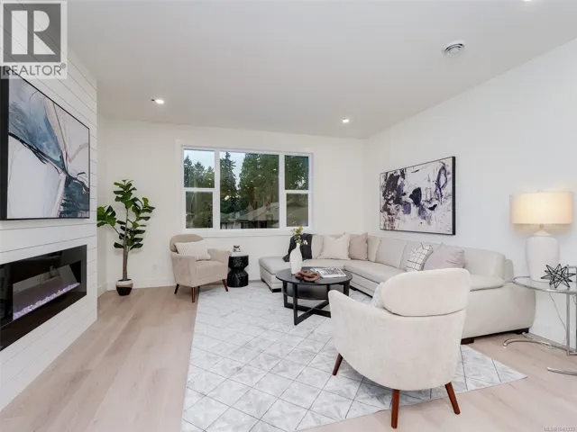 107 960 Jenkins Ave, Langford, British Columbia V9B7H4
